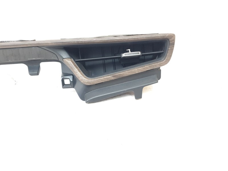 Recambio de aireador derecho para toyota corolla station wagon (_e21_) 2.0 hybrid (mzeh12) referencia OEM IAM 5566002510  