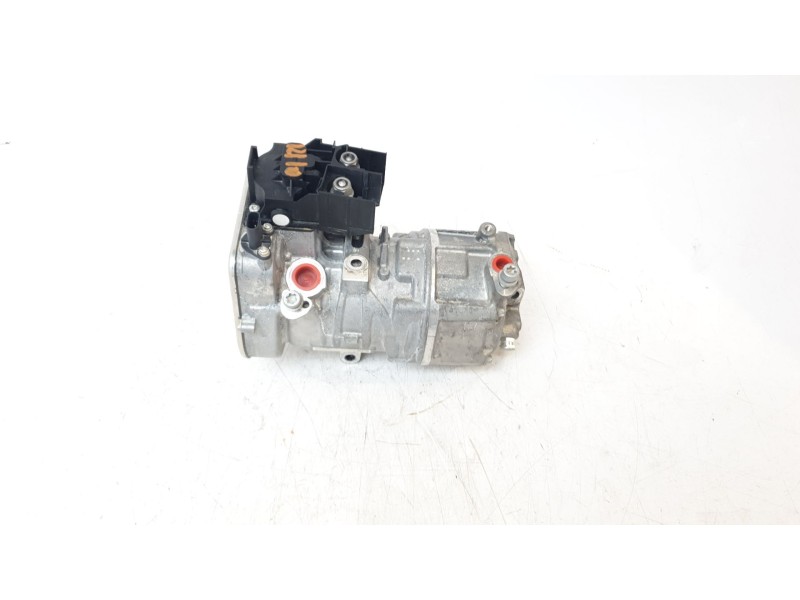 Recambio de compresor aire acondicionado para mercedes-benz cle cle 220d referencia OEM IAM A0008308004  