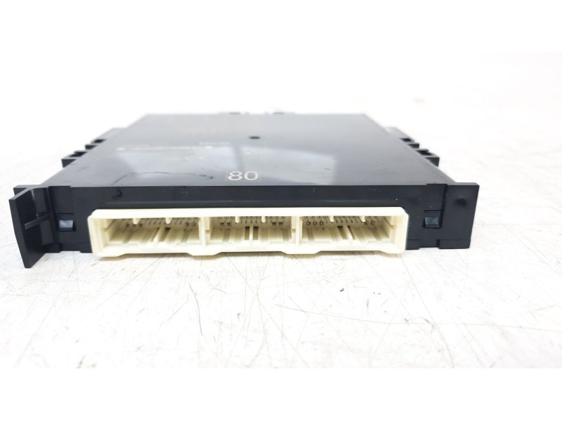 Recambio de modulo electronico para toyota yaris cross hybrid fwd style referencia OEM IAM 899900D470  