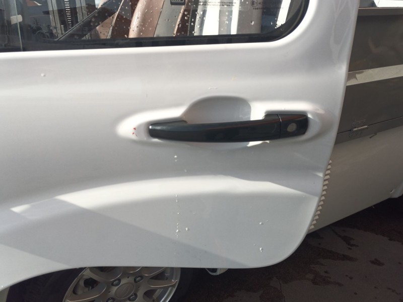 Recambio de maneta exterior delantera izquierda para invicta metro pick up electrico referencia OEM IAM   