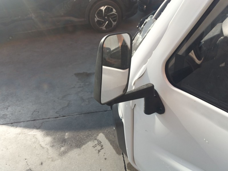 Recambio de retrovisor izquierdo para invicta metro pick up electrico referencia OEM IAM   