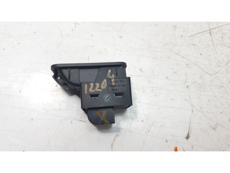 Recambio de mando volante para audi q3 sportback (f3n) 40 tdi quattro referencia OEM IAM 83A959831 83A959831NV6 