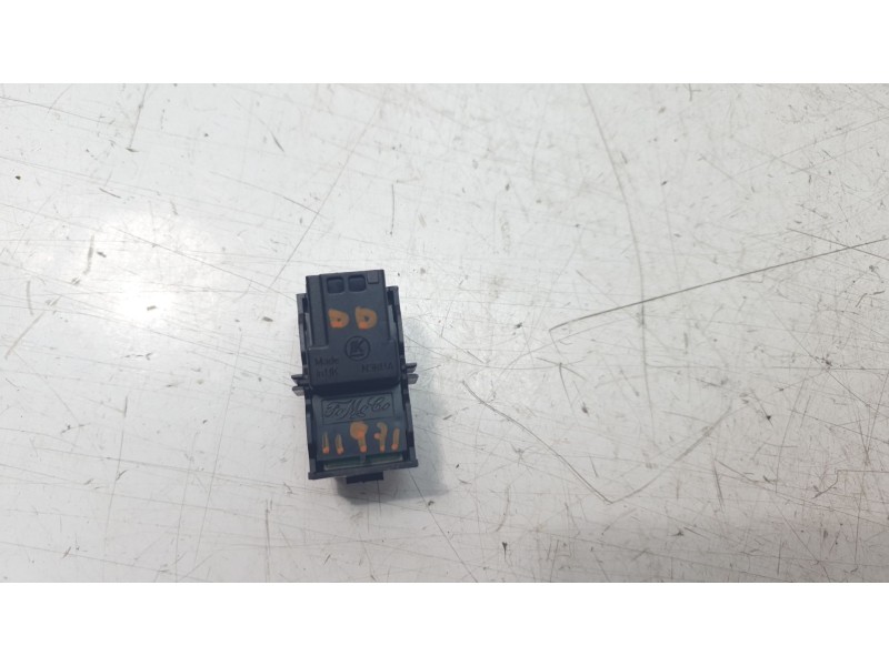Recambio de interruptor para land rover evoque pure referencia OEM IAM BJ3214017AC  