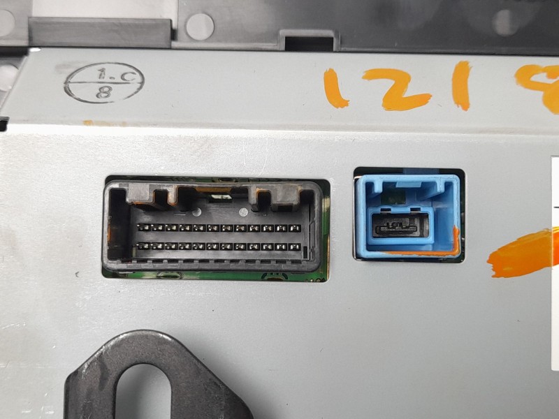 Recambio de pantalla multifuncion para lexus is iii (_e3_) 300h (ave30_) referencia OEM IAM   