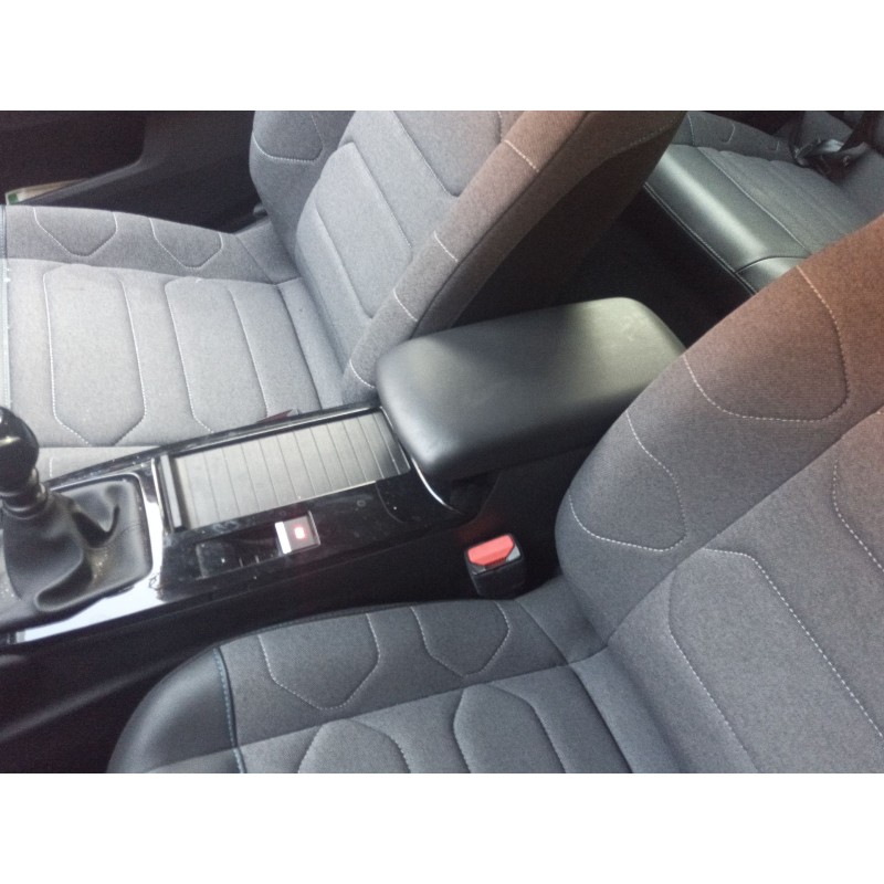 Recambio de apoyabrazos central para citroën c4 iii (ba_, bb_, bc_) 1.2 puretech 130 (bahnsa, bahnsb) referencia OEM IAM   