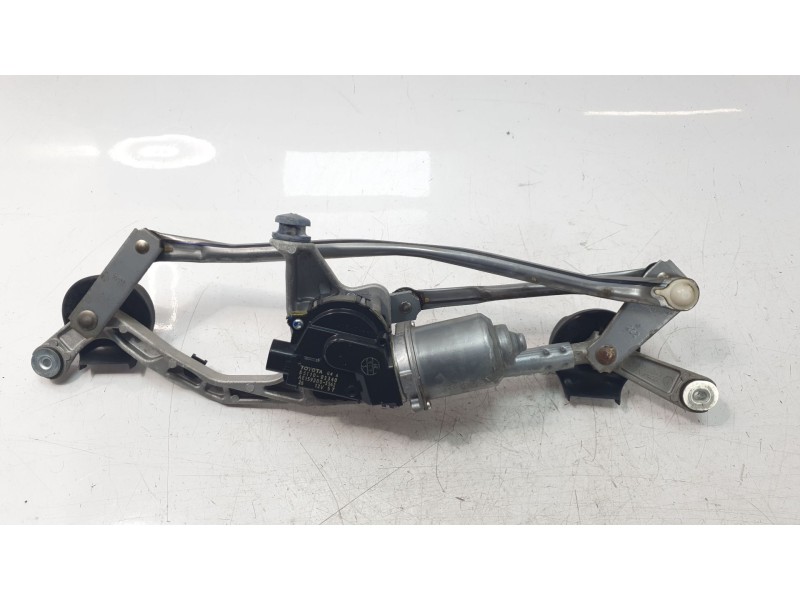 Recambio de motor limpia delantero para toyota auris (_e18_) 1.8 hybrid (zwe186_) referencia OEM IAM 8511002340  