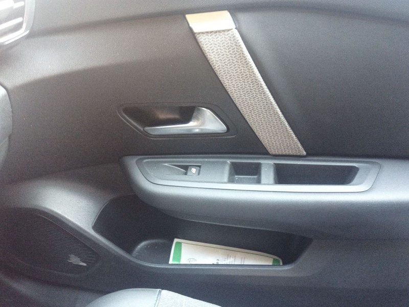 Recambio de mando elevalunas delantero derecho para citroën c4 iii (ba_, bb_, bc_) 1.2 puretech 130 (bahnsa, bahnsb) referencia 