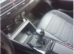 Recambio de pomo palanca cambio para citroën c4 iii (ba_, bb_, bc_) 1.2 puretech 130 (bahnsa, bahnsb) referencia OEM IAM 1608872 2