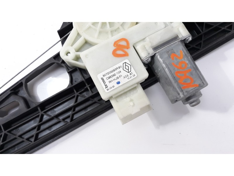 Recambio de elevalunas delantero derecho para renault captur ii 1.0 tce referencia OEM IAM 807203293R  
