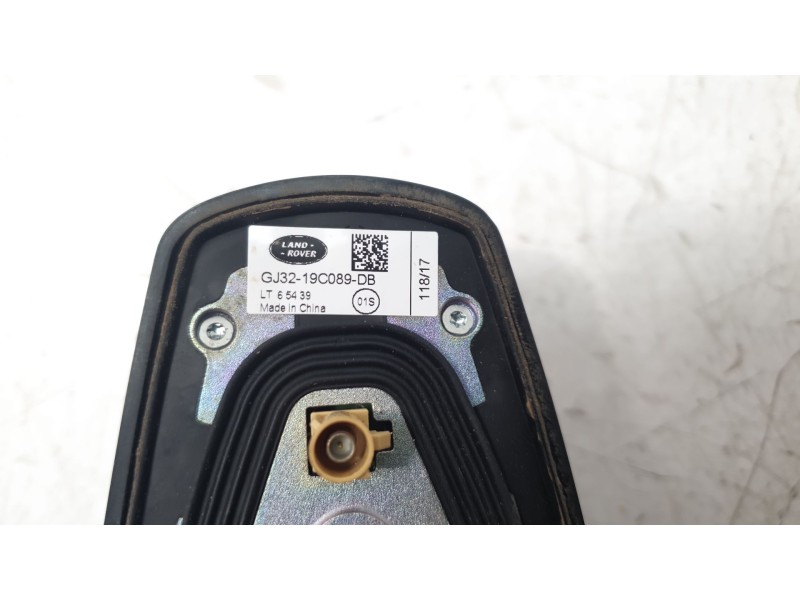 Recambio de antena para land rover evoque pure referencia OEM IAM GJ3219C089DB  