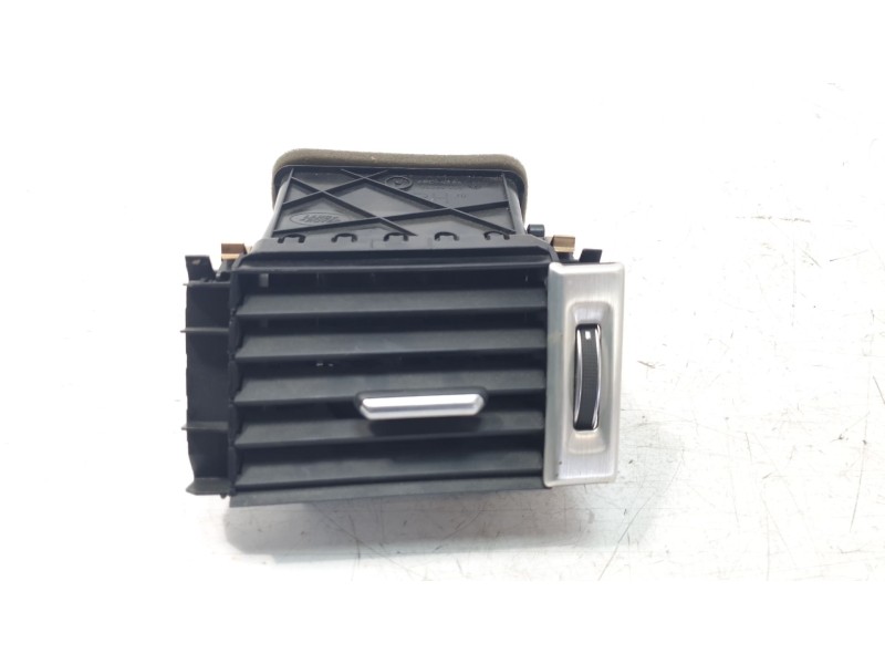 Recambio de aireador derecho para land rover evoque pure referencia OEM IAM BJ32018B08BB  