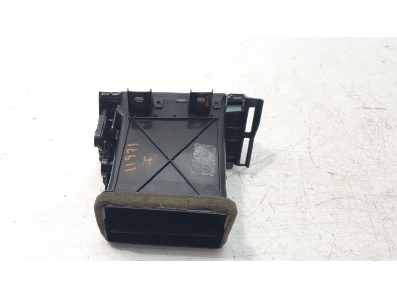 Recambio de aireador izquierdo para land rover evoque pure referencia OEM IAM BJ32018B09BB  