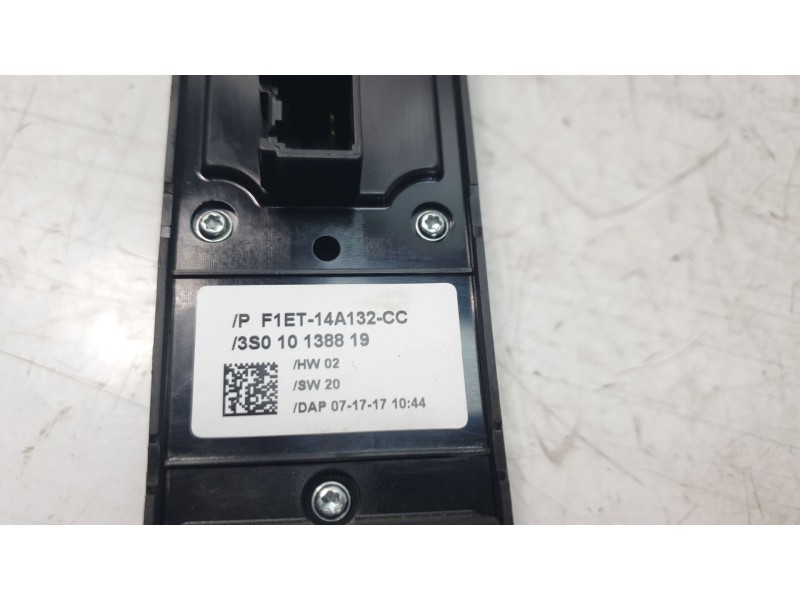 Recambio de mando elevalunas delantero izquierdo para ford kuga st-line referencia OEM IAM F1ET14A132CC  