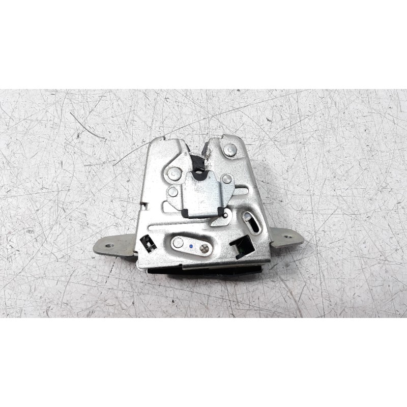 Recambio de cerradura maletero / porton para mercedes-benz clase m (w166) ml 350 bluetec (166.004) referencia OEM IAM A204740073