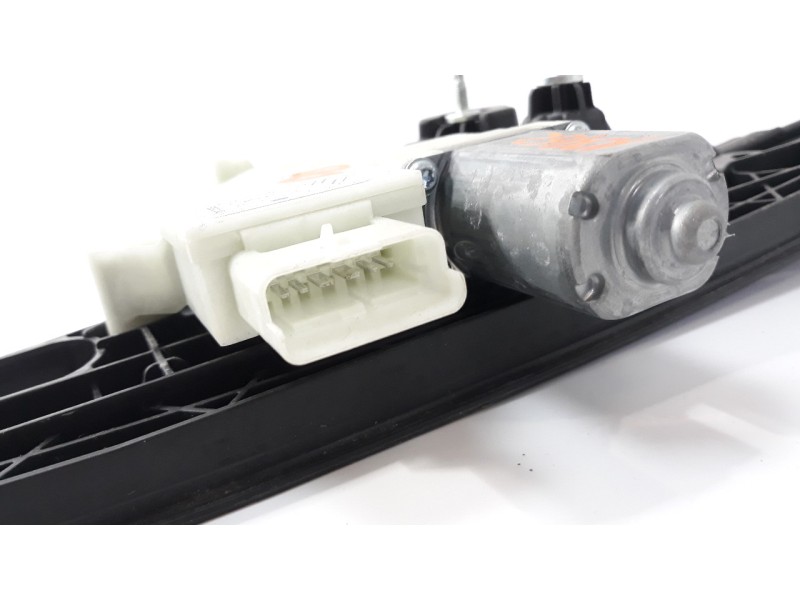 Recambio de elevalunas delantero derecho para renault captur ii 1.0 tce referencia OEM IAM 807203293R  