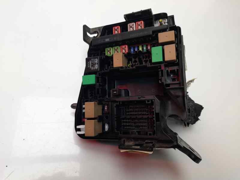 Recambio de caja reles / fusibles para kia carens ( ) 1.7 crdi cat referencia OEM IAM 91320A4730  