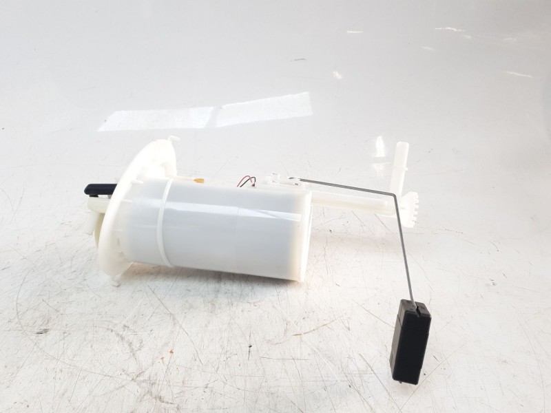 Recambio de bomba combustible para lexus is iii (_e3_) 300h (ave30_) referencia OEM IAM 7702453080  