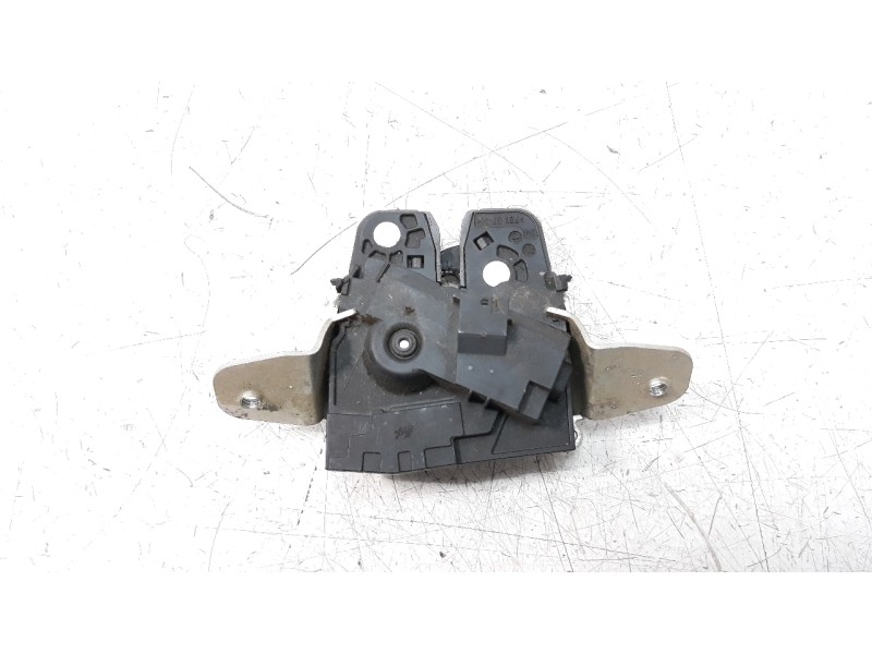 Recambio de cerradura maletero / porton para mercedes-benz clase m (w166) ml 350 bluetec (166.004) referencia OEM IAM A204740073