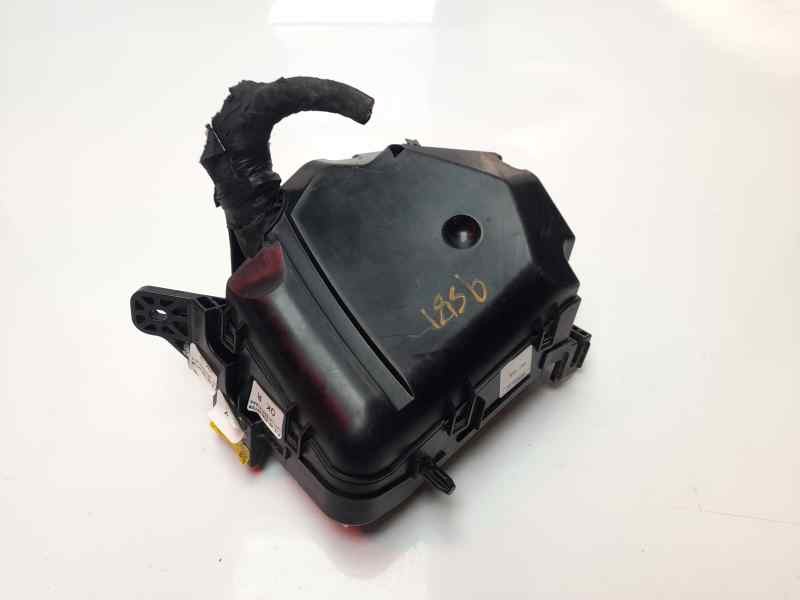 Recambio de caja reles / fusibles para kia carens ( ) 1.7 crdi cat referencia OEM IAM 91320A4730  