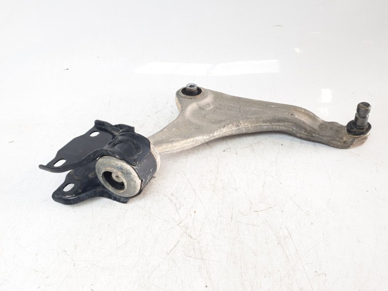 Recambio de brazo suspension inferior delantero derecho para land rover evoque pure referencia OEM IAM LR078656  