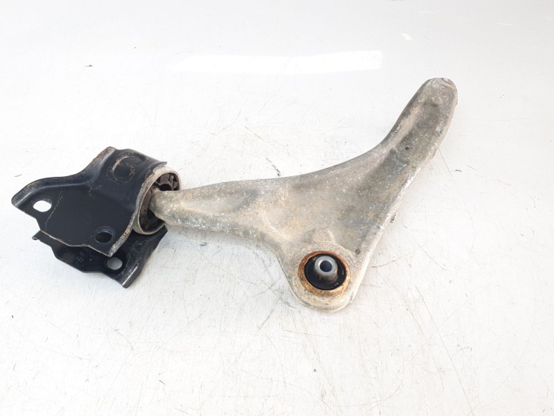 Recambio de brazo suspension inferior delantero derecho para land rover evoque pure referencia OEM IAM LR078656  