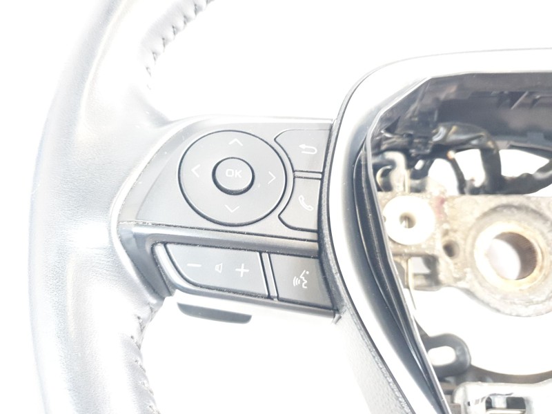 Recambio de volante para toyota corolla station wagon (_e21_) 2.0 hybrid (mzeh12) referencia OEM IAM 451000Z230  