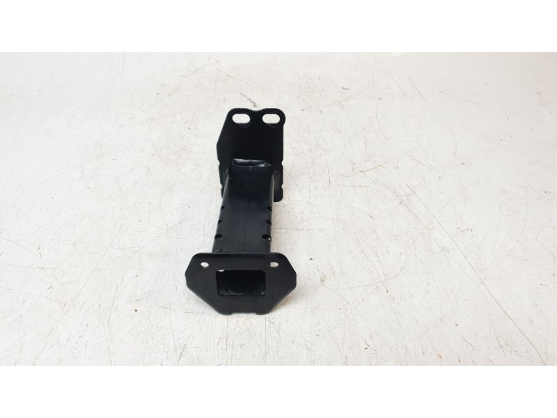 Recambio de punta chasis delantera para toyota yaris cross hybrid fwd style referencia OEM IAM 52102K0020  