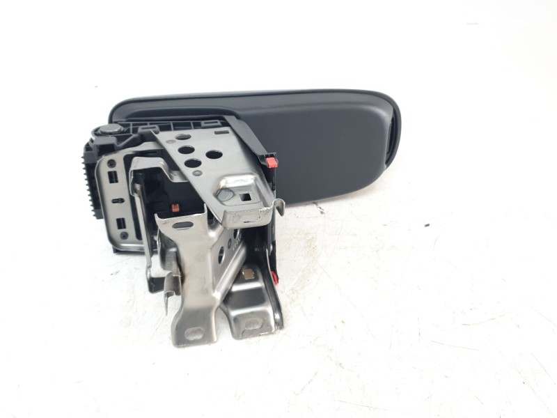Recambio de apoyabrazos central para toyota yaris cross hybrid fwd style referencia OEM IAM 58905K0020C1  