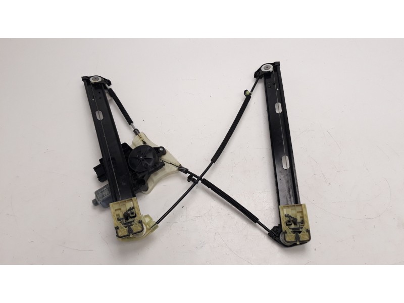 Recambio de elevalunas delantero derecho para seat ibiza (kj1) reference plus referencia OEM IAM 6F0837462B  