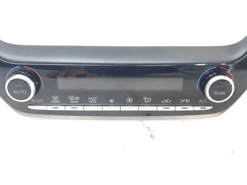 Recambio de mando climatizador para toyota corolla station wagon (_e21_) 2.0 hybrid (mzeh12) referencia OEM IAM 5590002F30  