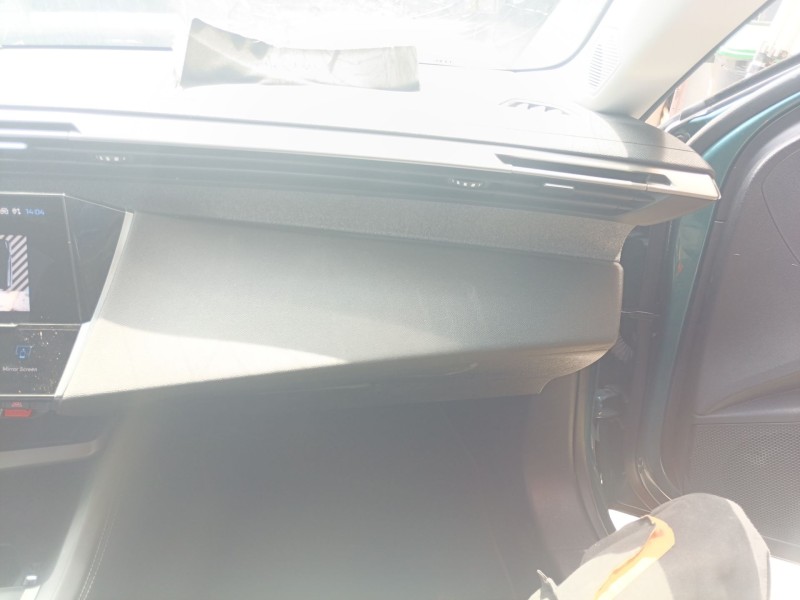 Recambio de guantera para peugeot 308 sw iii (fc_, fj_, fr_, f4_, fn_) puretech 130 (frhnsl, frhnst) referencia OEM IAM   