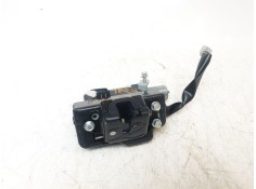 Recambio de cerradura maletero / porton para toyota yaris cross hybrid fwd style referencia OEM IAM 1638000790  