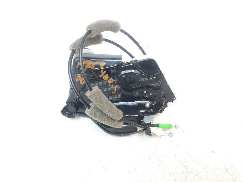Recambio de cerradura puerta delantera derecha para toyota yaris cross hybrid fwd style referencia OEM IAM M7311530M6  