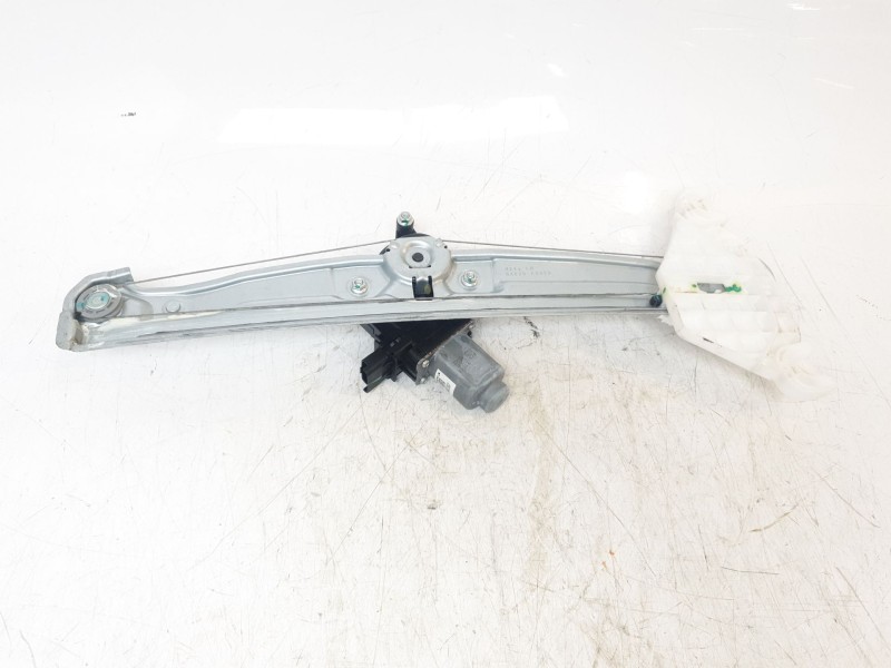 Recambio de elevalunas delantero izquierdo para hyundai tucson (nx) maxx silver 2wd referencia OEM IAM 82403N7000  