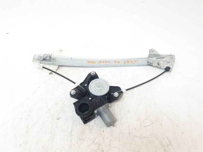 Recambio de elevalunas delantero izquierdo para toyota yaris cross hybrid fwd style referencia OEM IAM 857200D550  