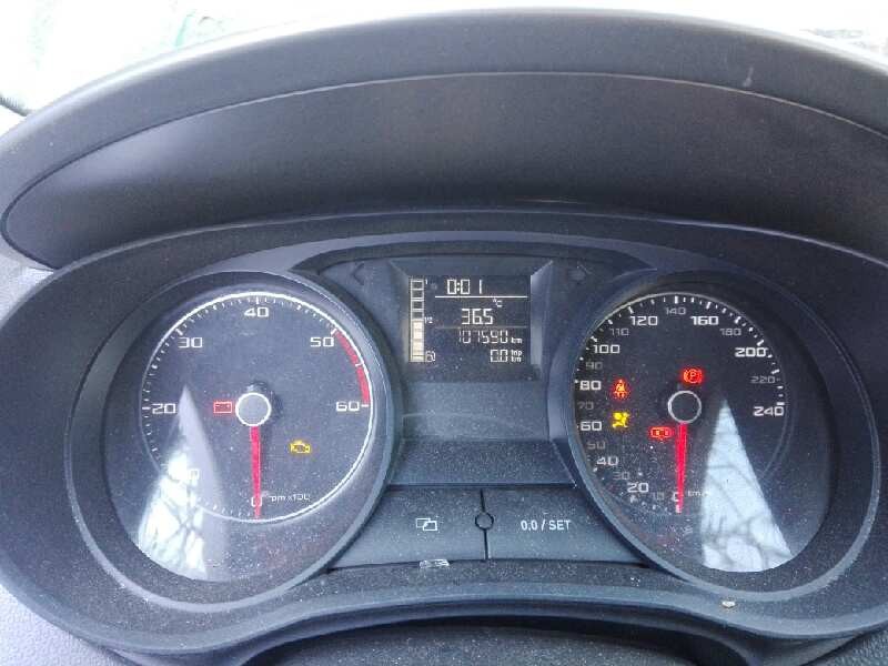 seat ibiza (6j5) del año 2014