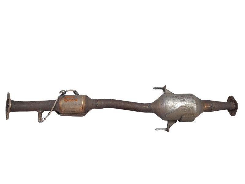 Recambio de catalizador para toyota corolla (e21) hybrid active referencia OEM IAM 30Y28 TL8 