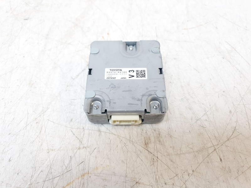 Recambio de modulo electronico para toyota yaris cross hybrid fwd style referencia OEM IAM 8657252180 1669001771 