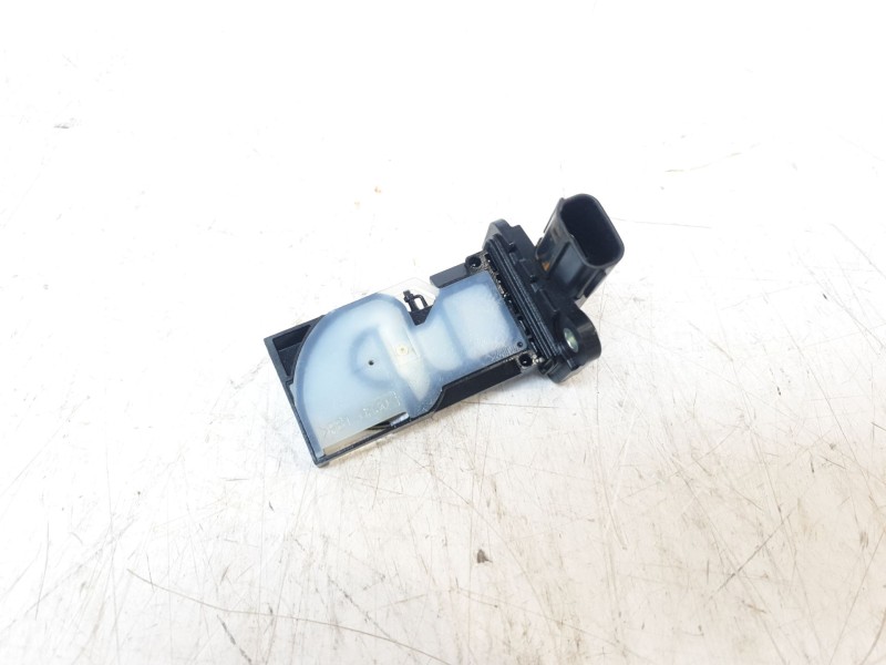 Recambio de caudalimetro para toyota yaris cross hybrid fwd style referencia OEM IAM   