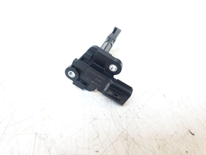 Recambio de caudalimetro para toyota yaris cross hybrid fwd style referencia OEM IAM   