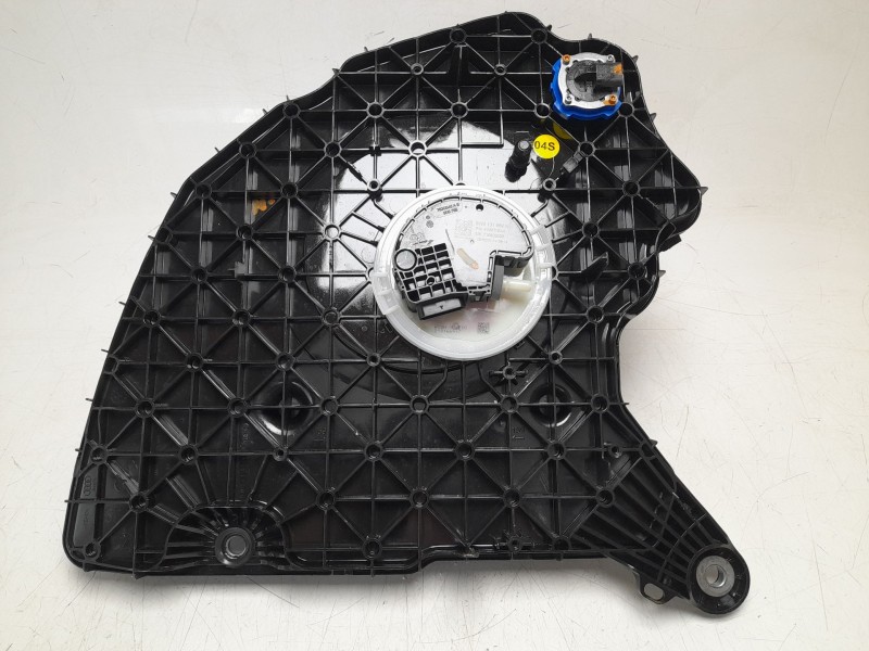 Recambio de deposito adblue para audi a4 b9 avant (8w5, 8wd) s4 tdi mild hybrid quattro referencia OEM IAM 8W0131878BT 4067405AN