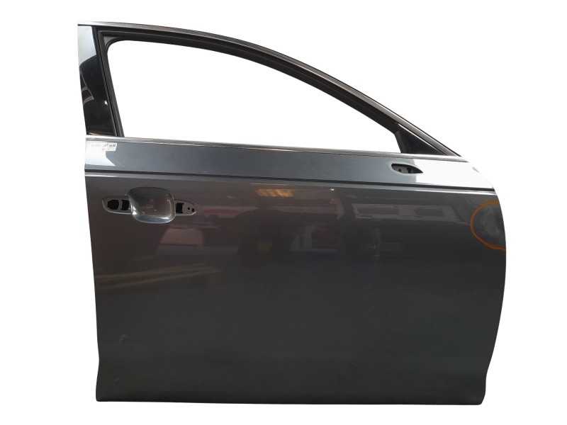 Recambio de puerta delantera derecha para audi a4 avant (8w5) básico referencia OEM IAM 8W0831052D  