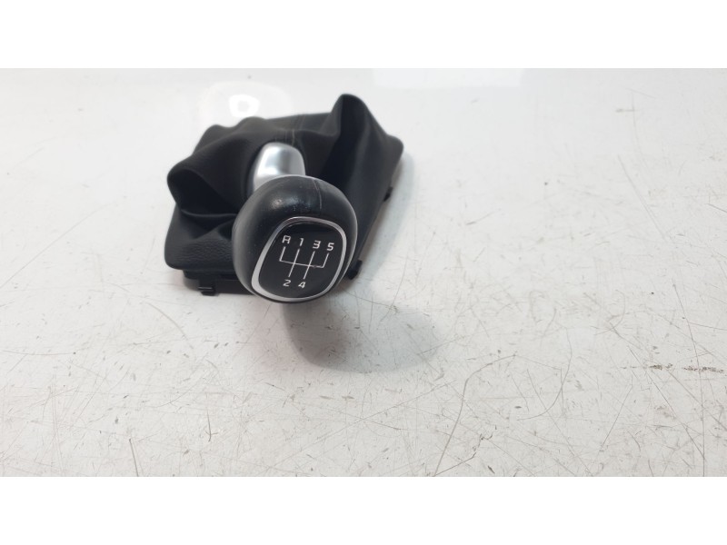 Recambio de pomo palanca cambio para kia stonic (ybcuv) concept referencia OEM IAM 43711H8210  