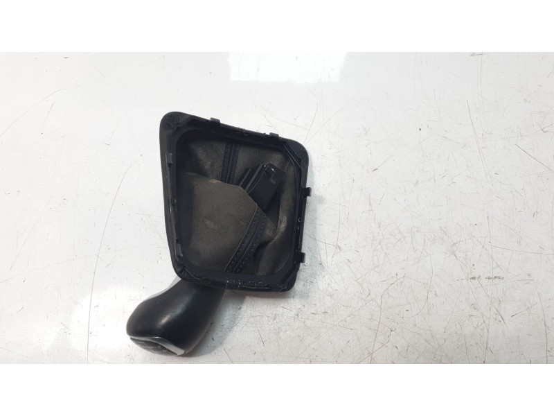 Recambio de pomo palanca cambio para kia stonic (ybcuv) concept referencia OEM IAM 43711H8210  