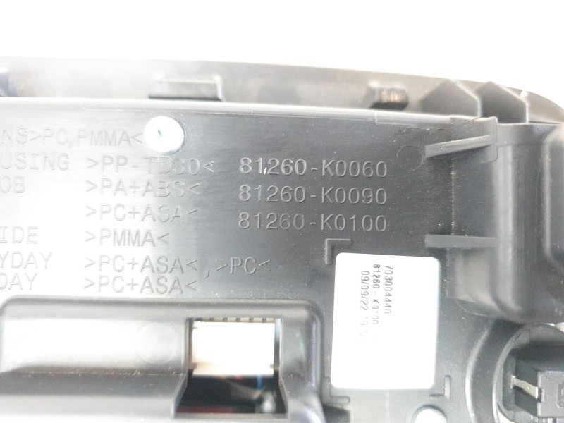 Recambio de luz interior para toyota yaris cross hybrid fwd style referencia OEM IAM 81260K0060  