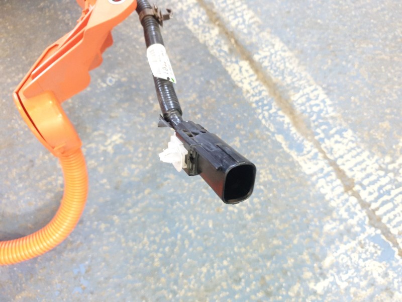 Recambio de cableado electrico para toyota yaris cross hybrid fwd style referencia OEM IAM 821H1K0010  