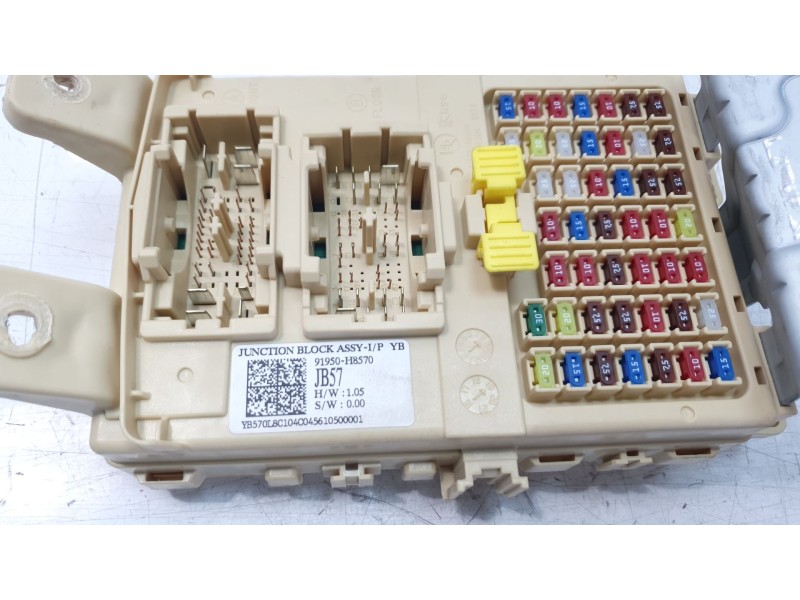 Recambio de caja reles / fusibles para kia stonic (ybcuv) concept referencia OEM IAM 91950H8570  