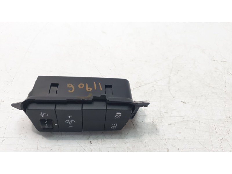 Recambio de mando multifuncion para kia stonic (ybcuv) concept referencia OEM IAM 84757H8AA0  