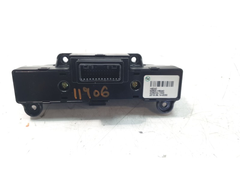 Recambio de interruptor para kia stonic (ybcuv) concept referencia OEM IAM 93300H8240  