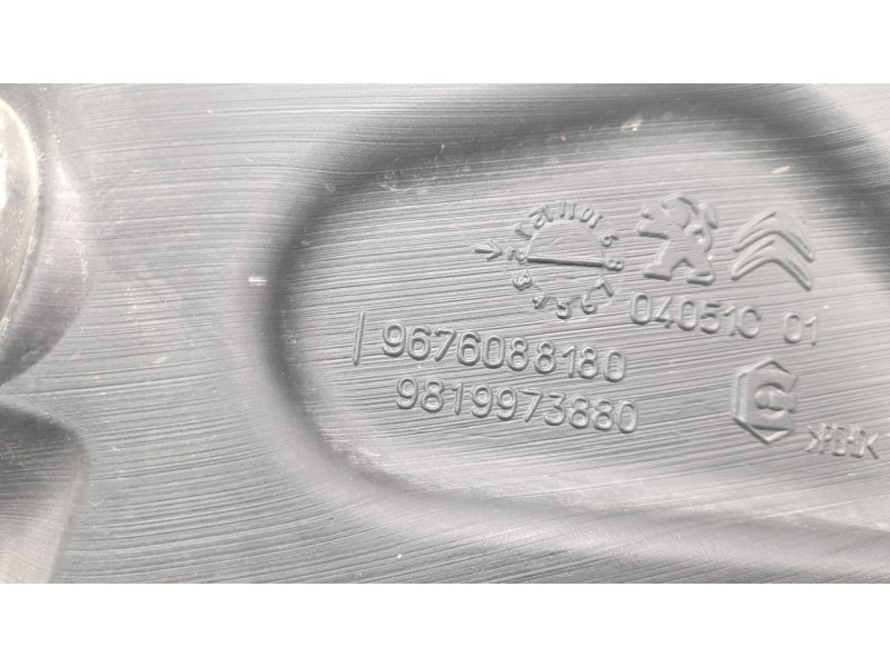 Recambio de deposito limpia para citroen c4 picasso origins referencia OEM IAM 9676088180  